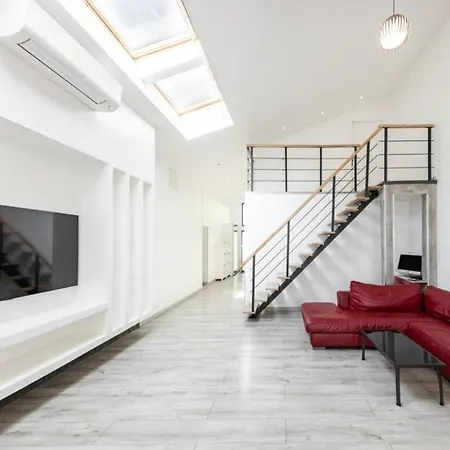 Dans Un Loft Champetre בית אירוח